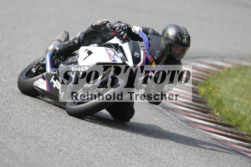 Archiv-2025/23 07.06.2025 TZ Motorsport ADR/210